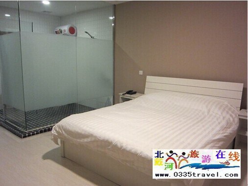 東戴河圣托里尼時(shí)尚賓館