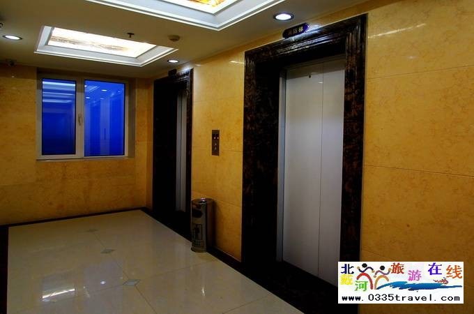 南戴河臨海聽濤公寓酒店