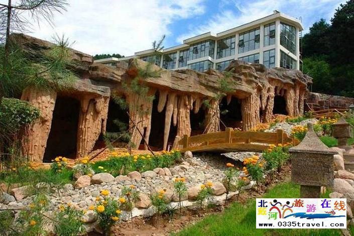 隆化楓水灣森林溫泉城酒店