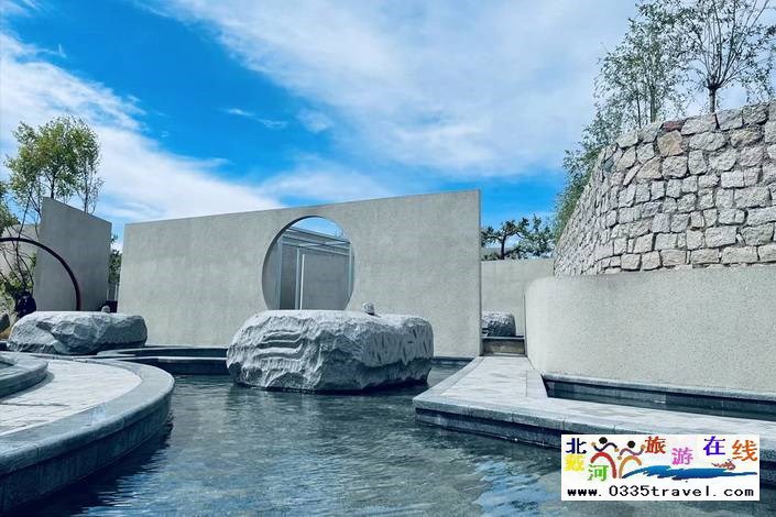 秦皇島山海間溫泉藝術(shù)中心電話18633570222