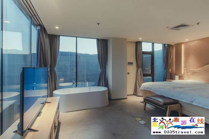 山海間溫泉藝術(shù)中心酒店