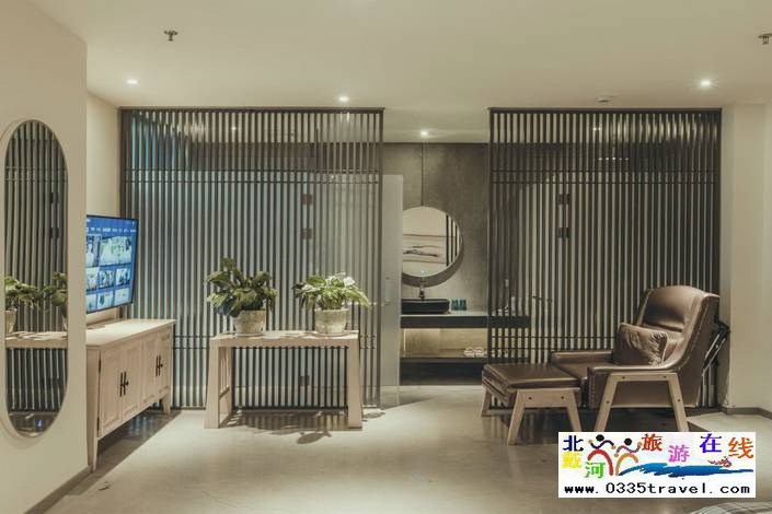 山海間溫泉藝術(shù)中心酒店