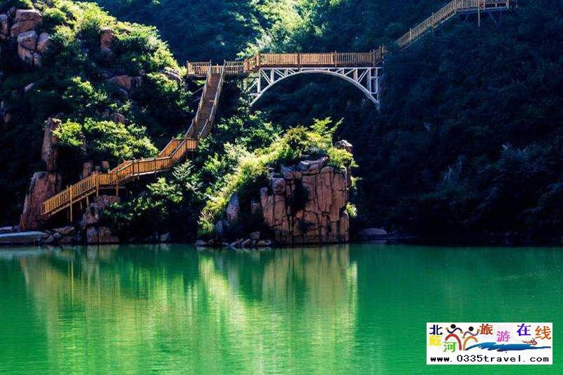 秦皇島冰塘峪長城風情大峽谷電話18633570222秦皇島冰塘峪長城風情大峽谷電話18633570222