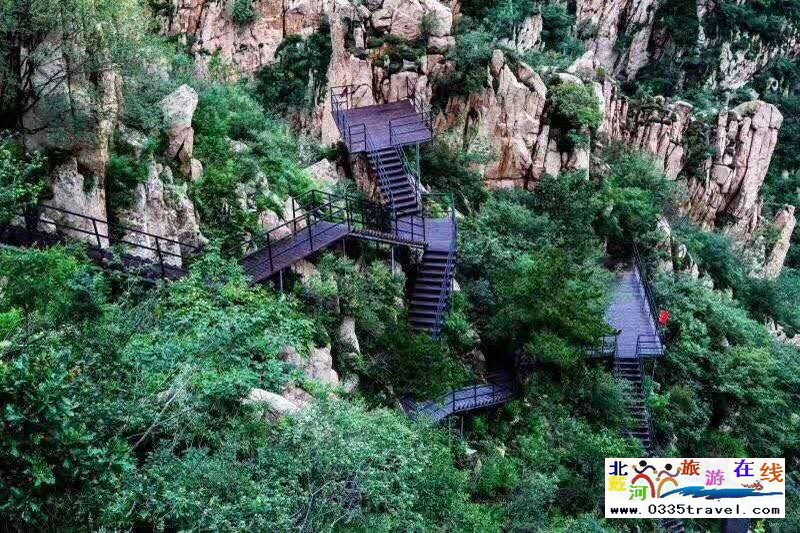 秦皇島龍云谷(俊山秀水)景區(qū)電話18633570222 15703350808