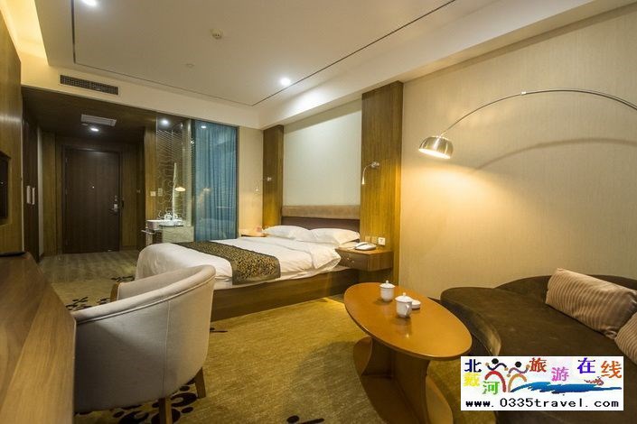 北戴河黃金海岸海景龍?jiān)肪频觌娫?huà)15703350808