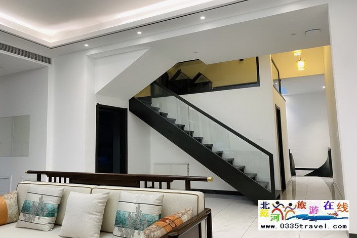 東戴河近海別墅(輕奢泳池小院)咨詢(xún)與i的那個(gè)電話18633570222 15703350808