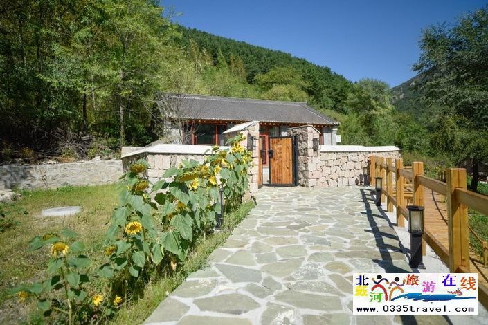 隆化茅荊壩寒舍小院電話18633570222