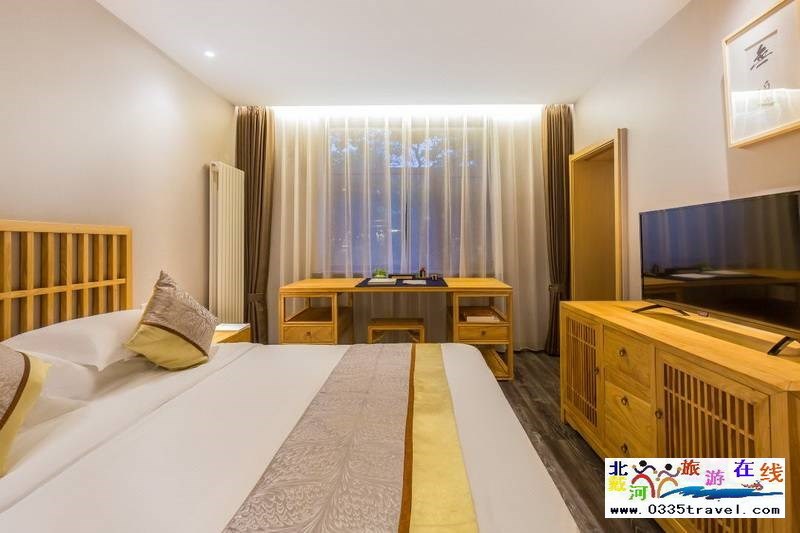 山海關(guān)閑庭書(shū)法酒店