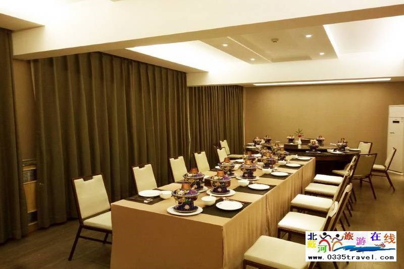 山海關(guān)閑庭書(shū)法酒店