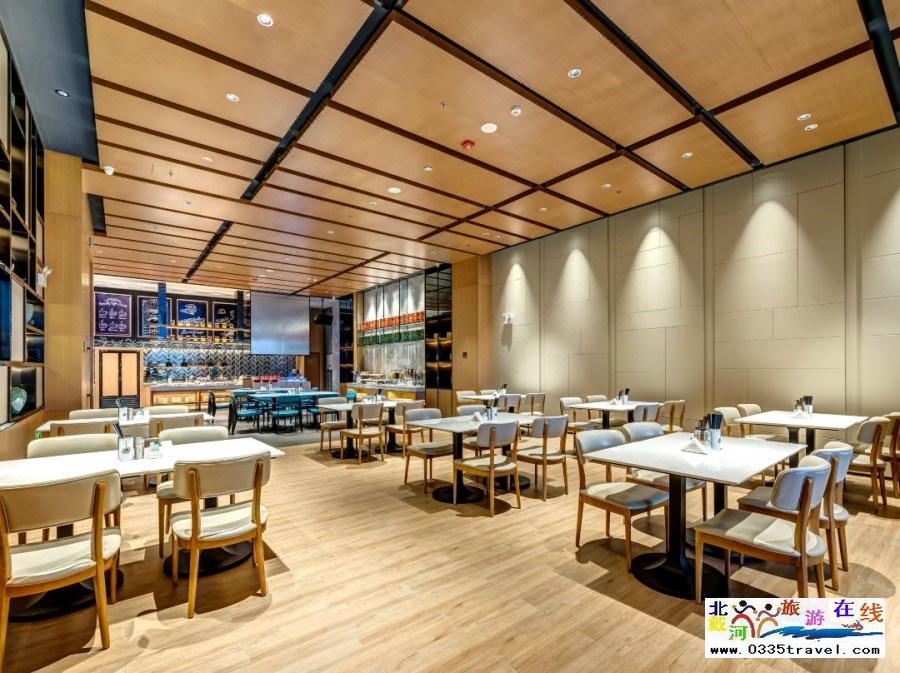 秦皇島海港萬(wàn)楓酒店電話18633570222