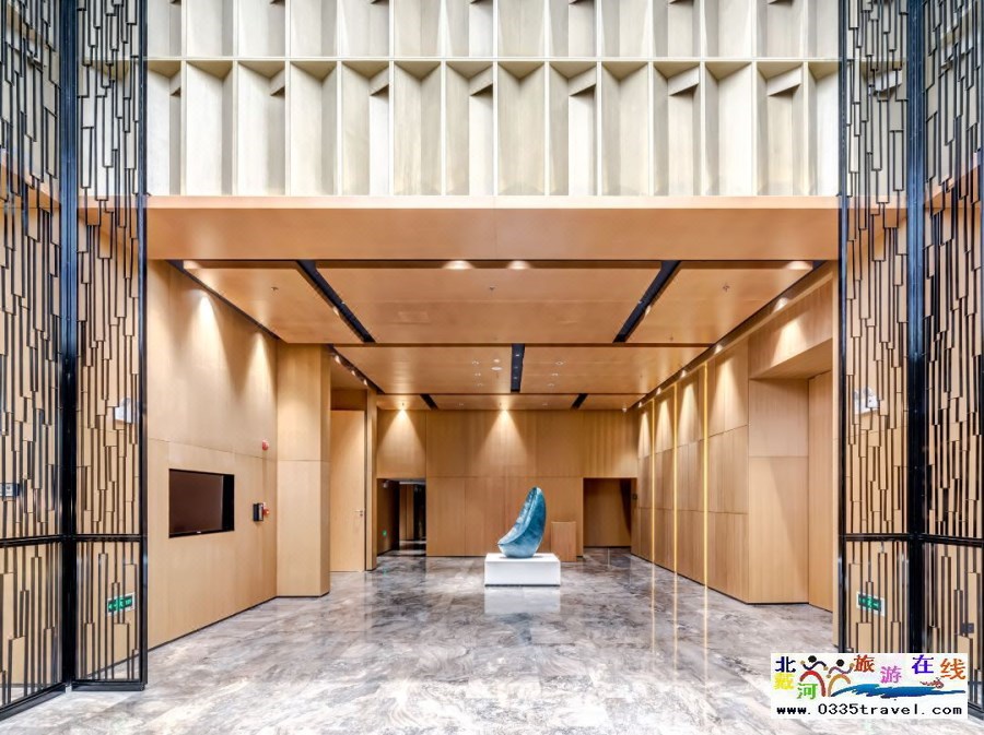 秦皇島海港萬(wàn)楓酒店電話18633570222