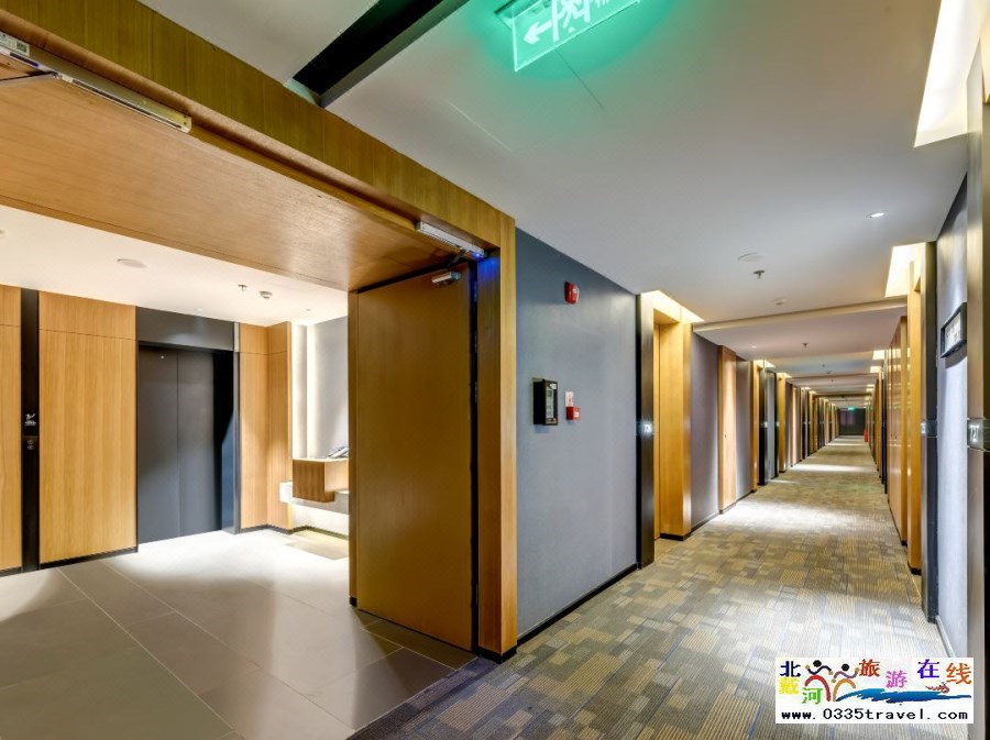 秦皇島海港萬(wàn)楓酒店電話18633570222