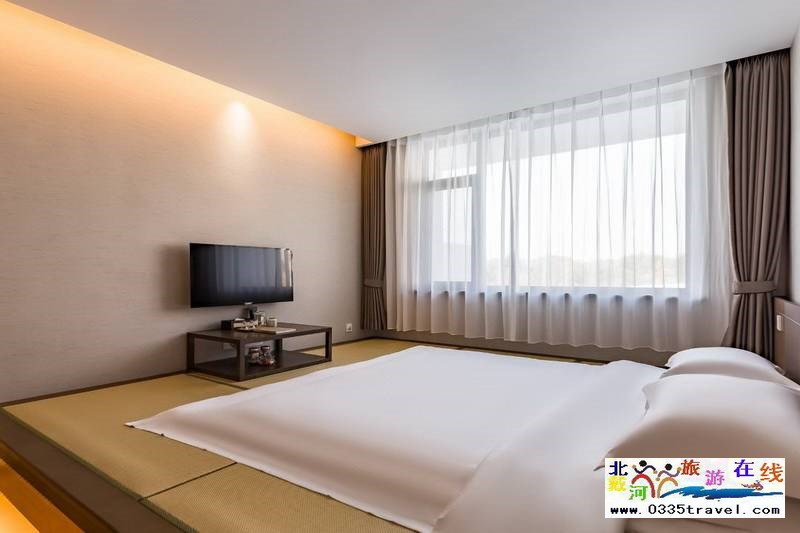 秦皇島燕山大學(xué)閑庭四藝酒店電話18633570222