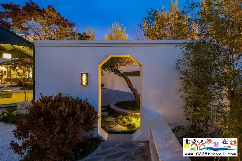 秦皇島燕山大學閑庭四藝酒店電話18633570222