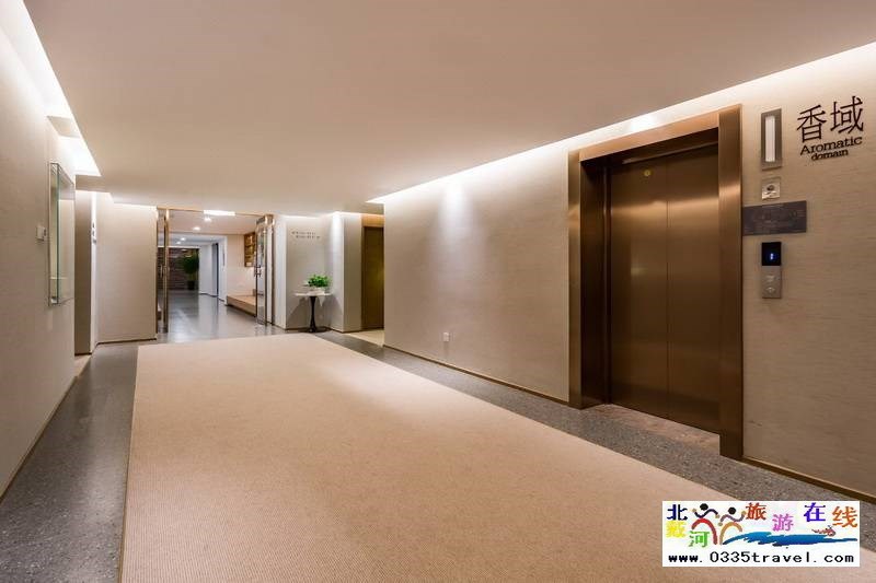 秦皇島燕山大學閑庭四藝酒店電話18633570222