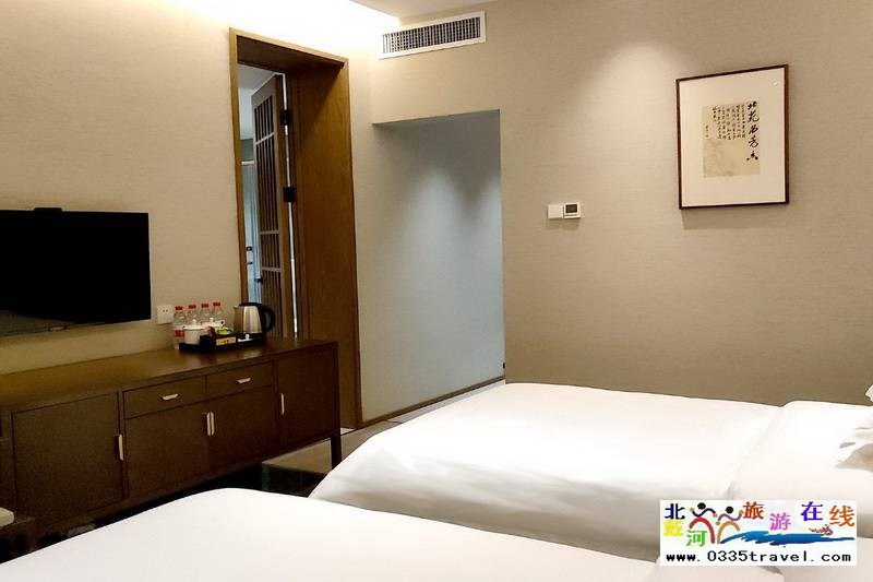 秦皇島燕山大學閑庭四藝酒店電話18633570222