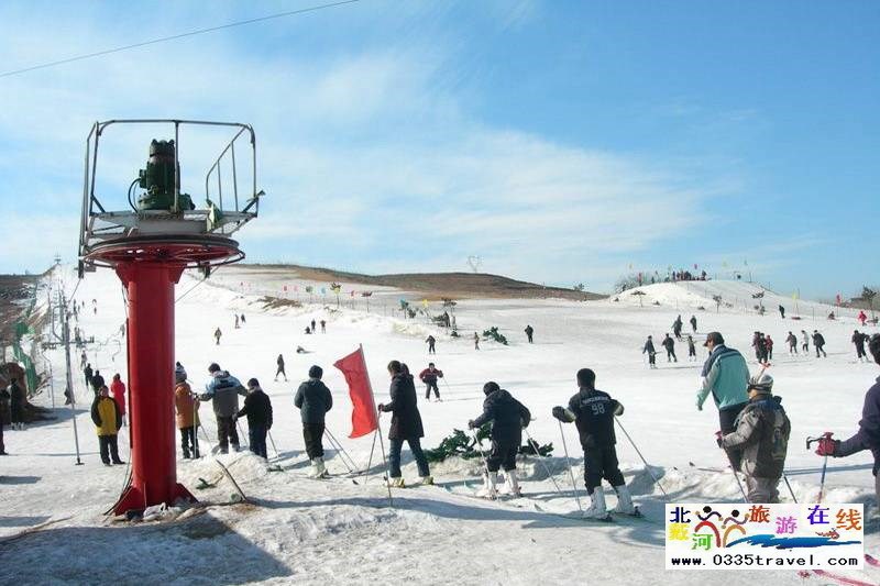 秦皇島山海關(guān)紫云山滑雪場(chǎng)