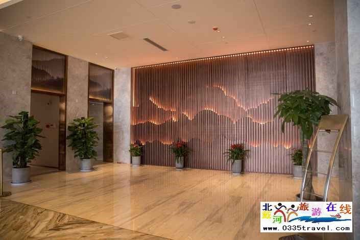 黃金海岸麗憬酒店電話0335-3522588