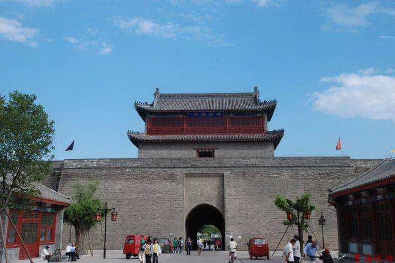 超值“山海關(guān)十年暢游卡”（包含天下第一關(guān)、老龍頭、角山、長壽山、孟姜女廟等九大景區(qū)）