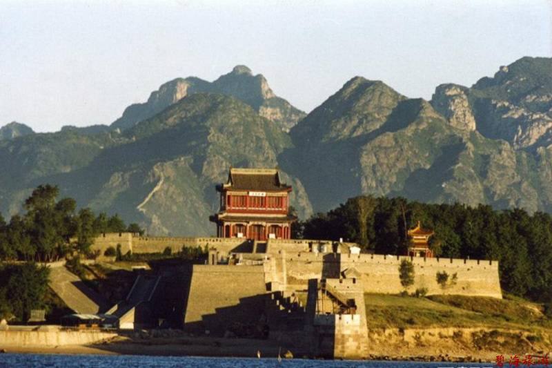 超值“山海關(guān)十年暢游卡”（包含天下第一關(guān)、老龍頭、角山、長壽山、孟姜女廟等九大景區(qū)）