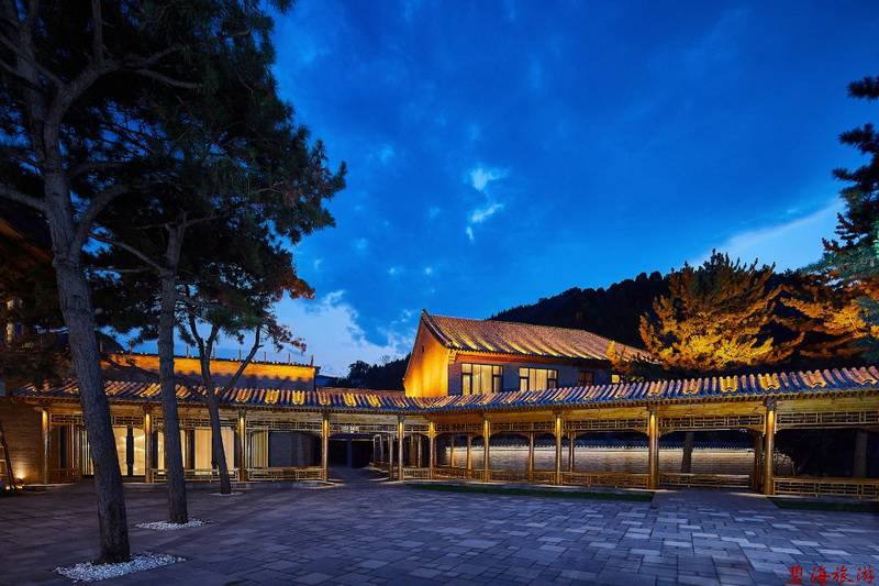 承德金山嶺長城大酒店咨詢預(yù)定電話18633570222 15703350808 承德金山嶺長城大酒店咨詢預(yù)定電話18633570222 15703350808