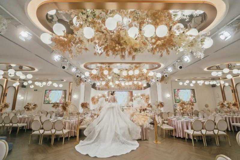 秦皇島禧宴婚禮酒店預(yù)定專線18633570222 15703350808 秦皇島禧宴婚禮酒店預(yù)定專線18633570222 15703350808