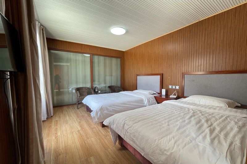 東戴河帝景海親海集裝箱酒店