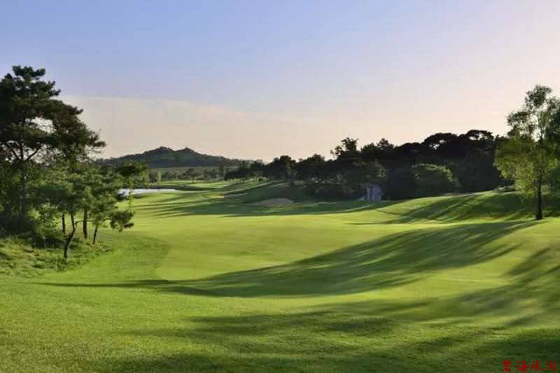 北戴河松石高爾夫/保利國際高爾夫/榮盛森林高爾夫俱樂部球場聯(lián)合優(yōu)惠預(yù)訂18633570222 15703350808 北戴河松石高爾夫/保利國際高爾夫/榮盛森林高爾夫俱樂部球場聯(lián)合優(yōu)惠預(yù)訂18633570222 15703350808